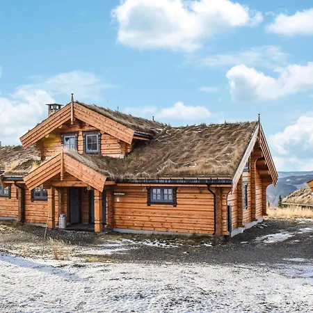 Lovely In With House A Mountain View *