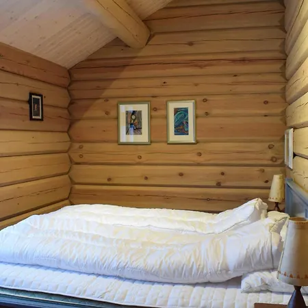 Дом отдыха Beautiful In With Sauna